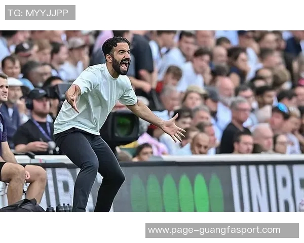 阿莫林执教曼联一周年回顾红魔训练强度高尽管无欧战挑战